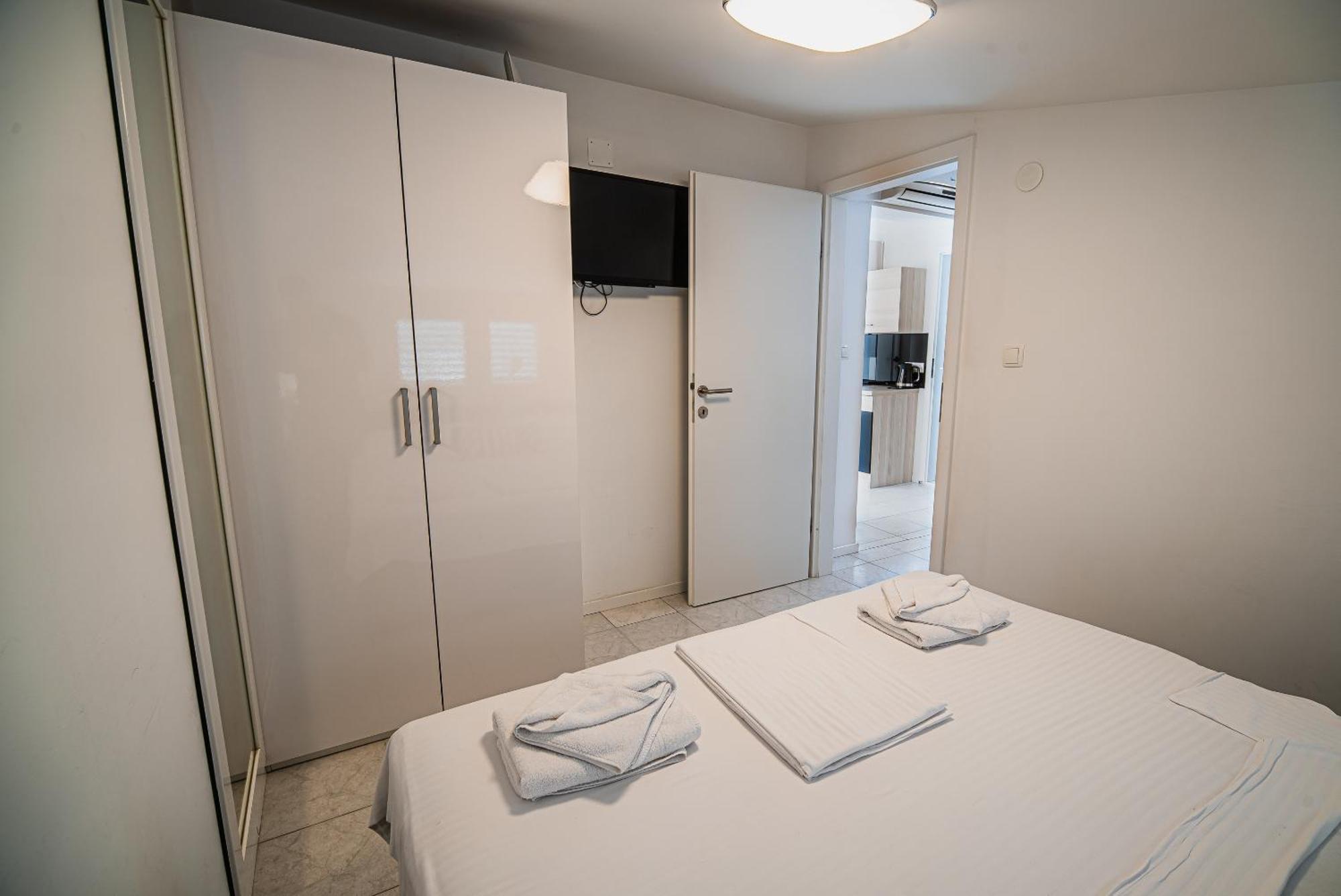 Downtown Park Apartments With Balcony Vodice Pokój zdjęcie
