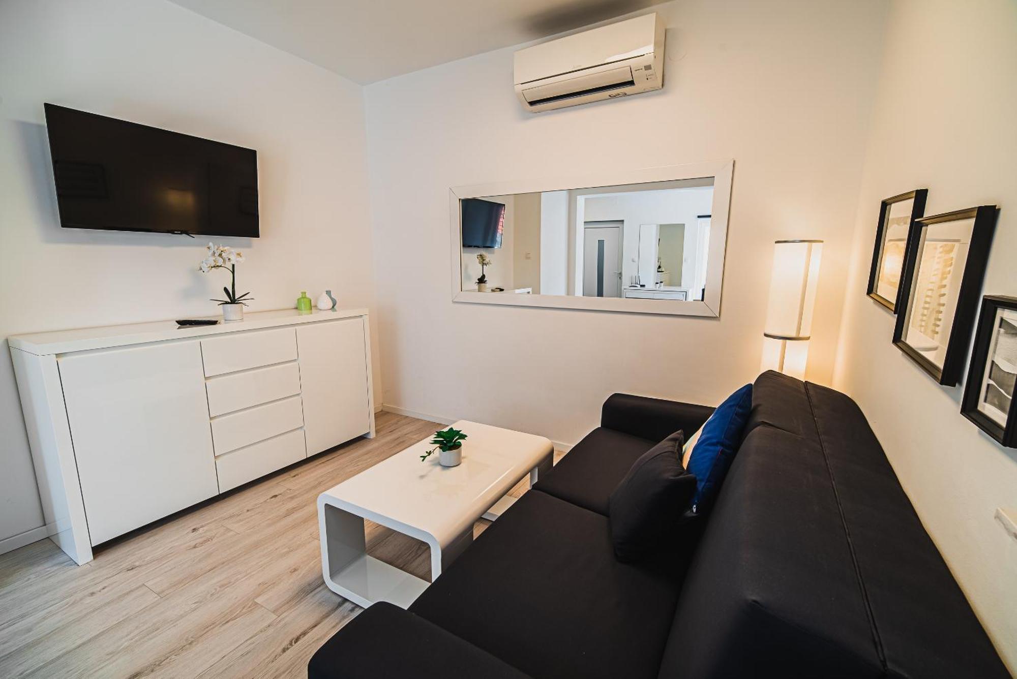 Downtown Park Apartments With Balcony Vodice Pokój zdjęcie